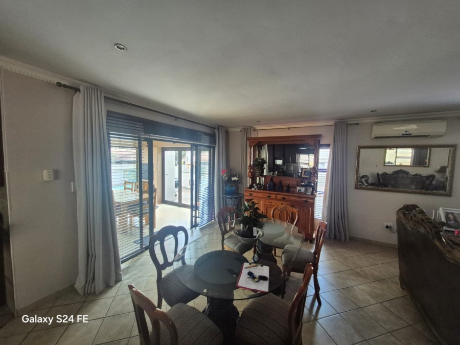 3 Bedroom Property for Sale in Safari Gardens North West